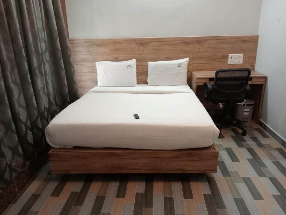 Season 4 Residences - 1Bhk Furnished Apartments Chennai Exterior foto