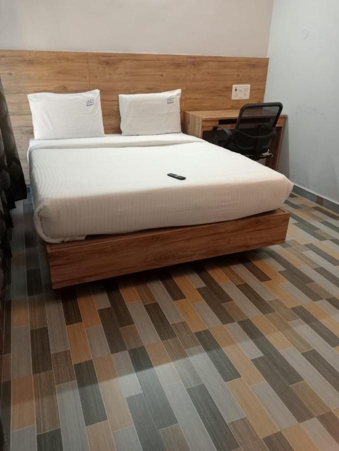 Season 4 Residences - 1Bhk Furnished Apartments Chennai Exterior foto